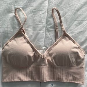 Eb to street lululemon sports bra